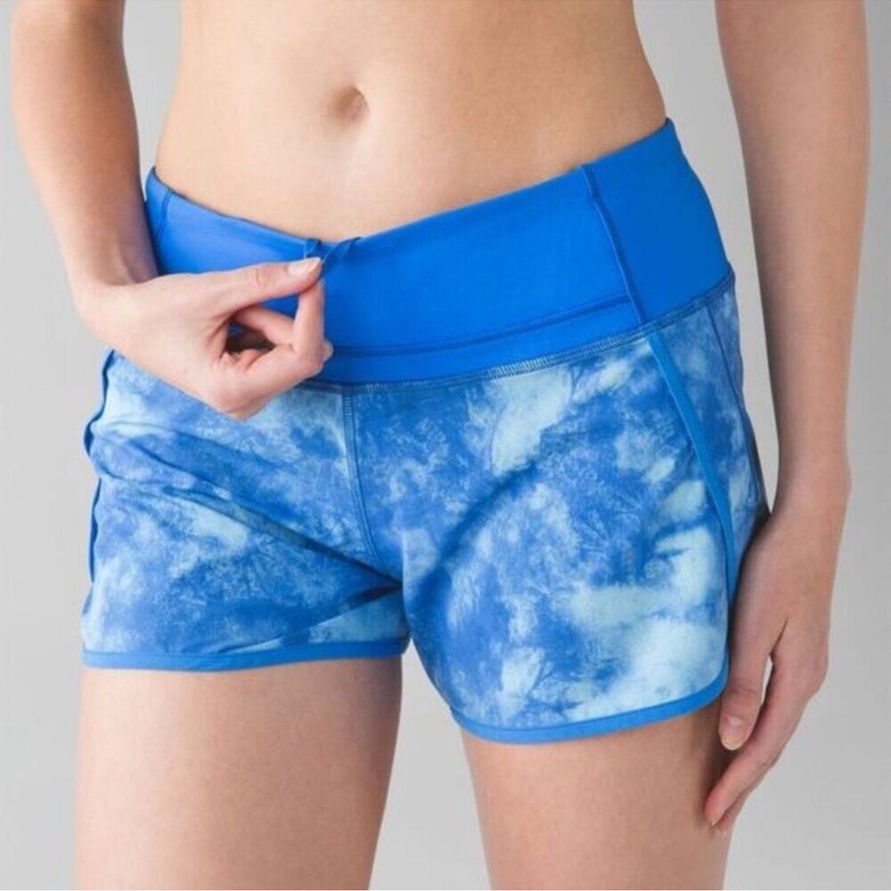 Lululemon Run Times Tidal Trip Pipe Dream Blue Shorts Size 4